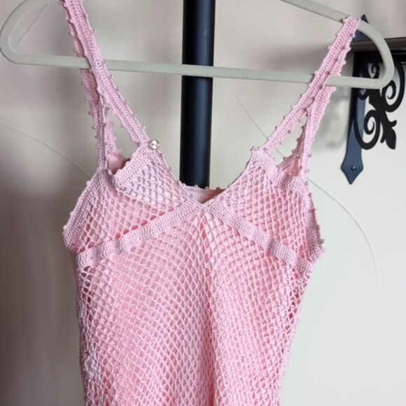 Pretty in Pink 🩷Crocheted Tank Top - Picture 5 of 11